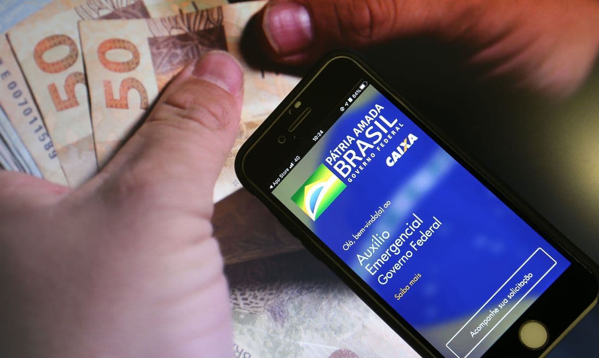 SEU DINHEIRO: Calendário do Ciclo 4 do auxílio emergencial é publicado