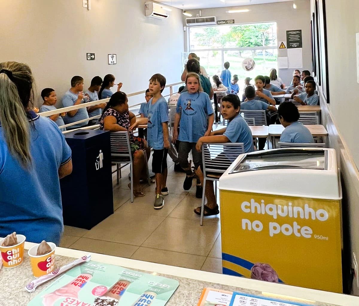 CHIQUINHO SORVETES REALIZA IMPORTANTE AÇÃO SOCIAL EM CELEBRAÇÃO AO DIA DO AUTISTA EM TRÊS PONTAS