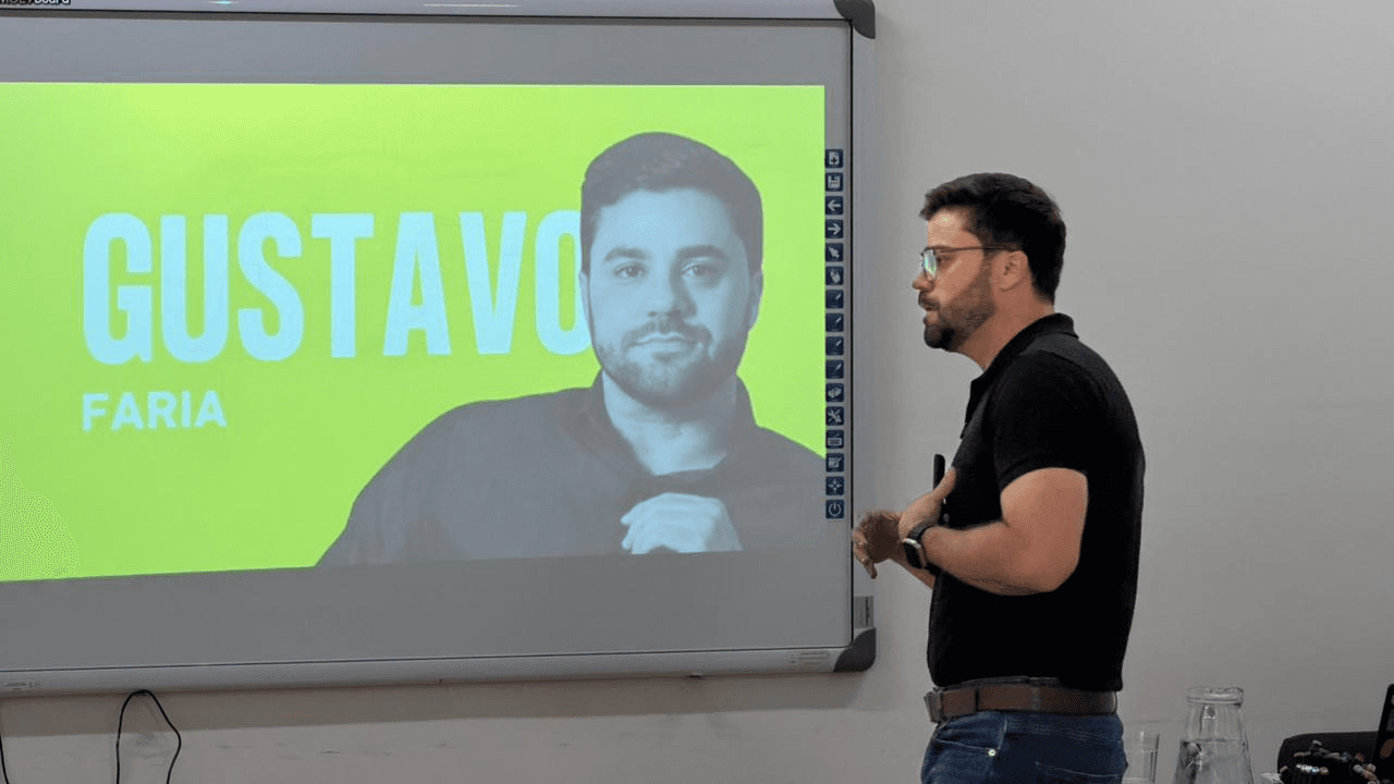 Escola de Inteligência Cultural, uma iniciativa da Brava Inovação Corporativa em colaboração com a ACAITP realizou formação “Liderando Gerações” em Três Pontas