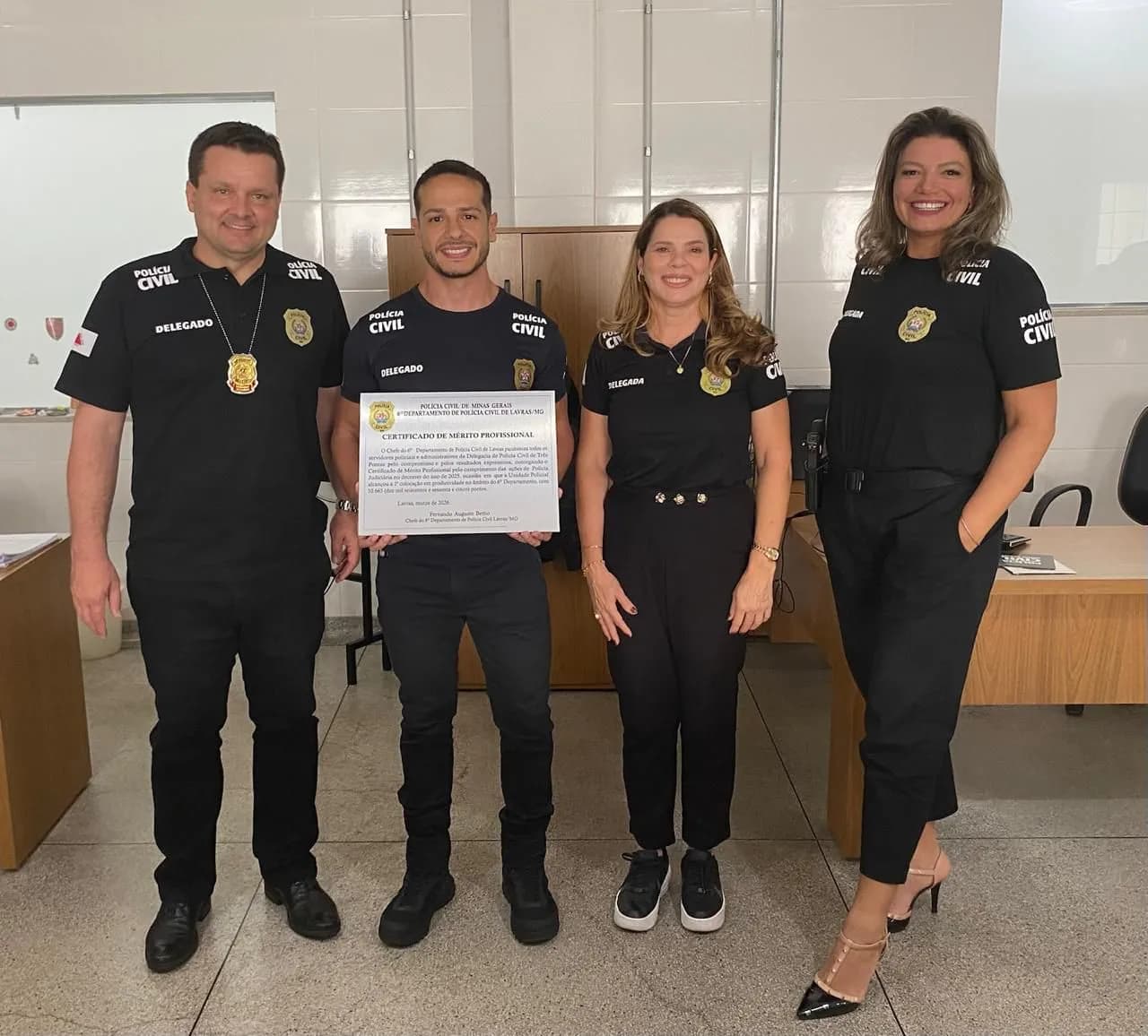 EXCELÊNCIA RECONHECIDA: POLÍCIA CIVIL DE TRÊS PONTAS SE DESTACA PELO 3º ANO SEGUIDO E RECEBE HOMENAGEM